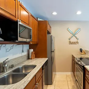  Holiday home 2 Bedroom Condo, Pool, Ac, Access Kk116